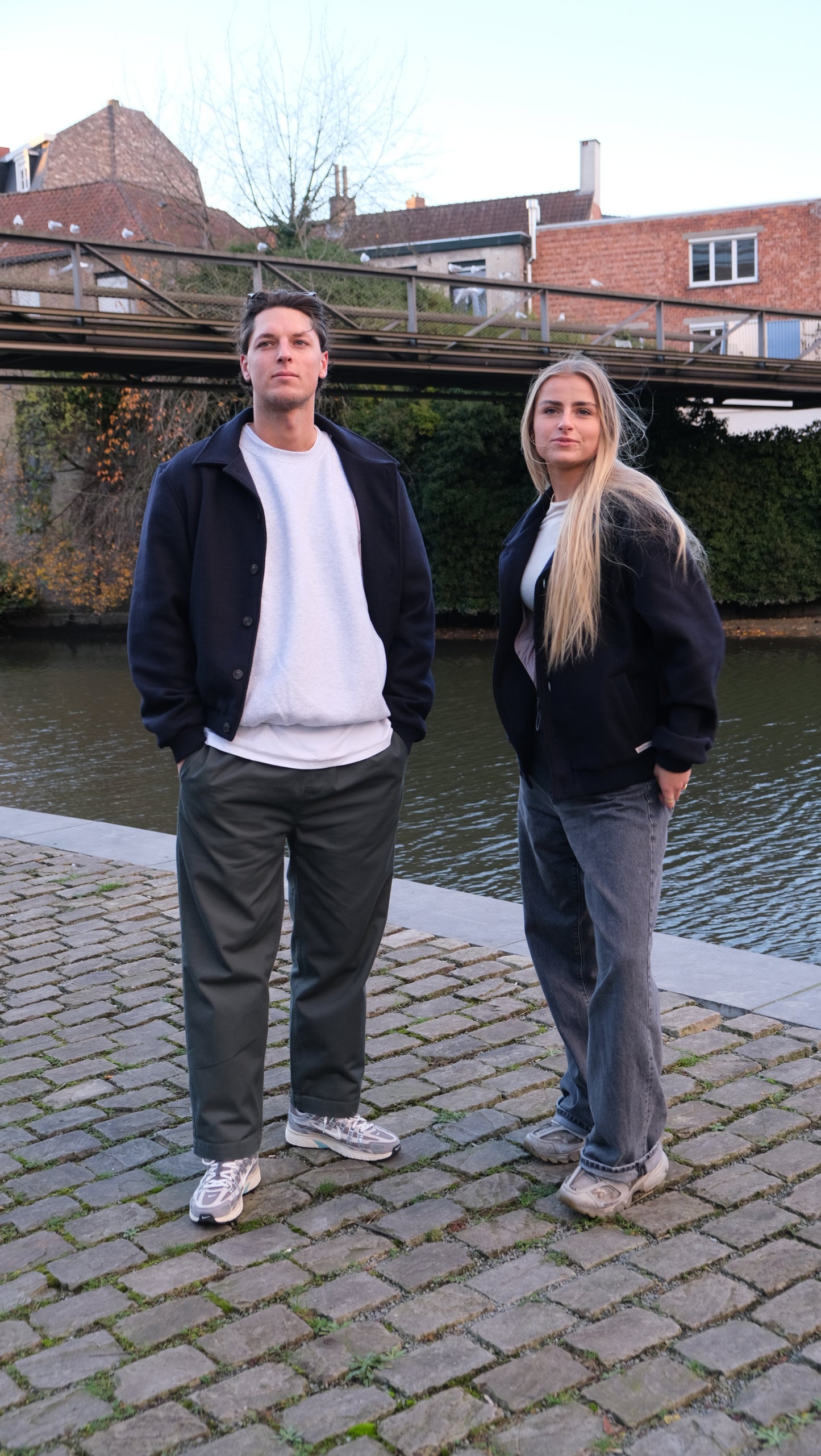 Blouson aviateur en laine bleu marine
