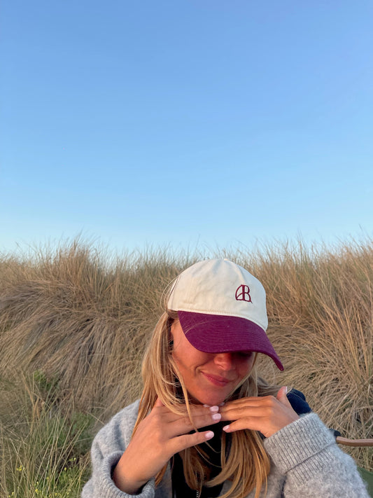 Bicolor Cap - Burgundy