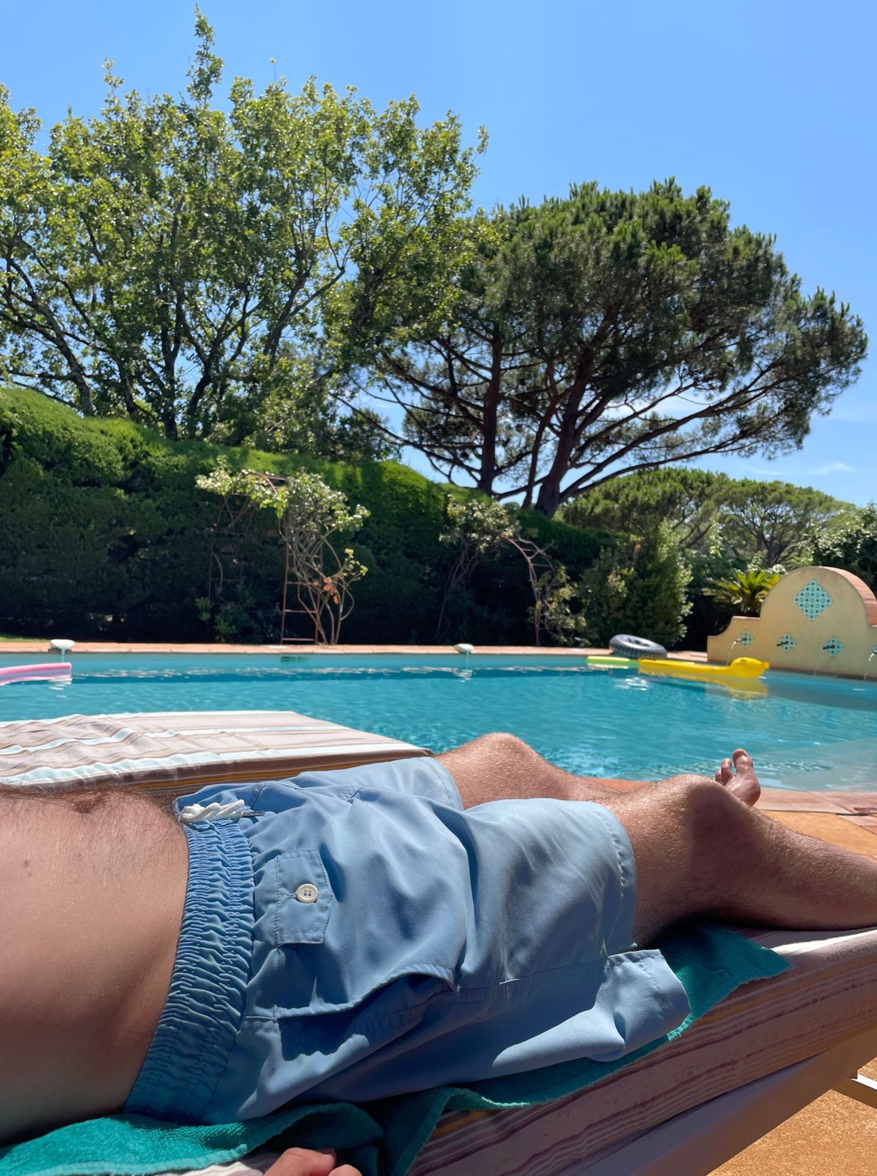 SWIMMING SHORT LIGHT BLUE