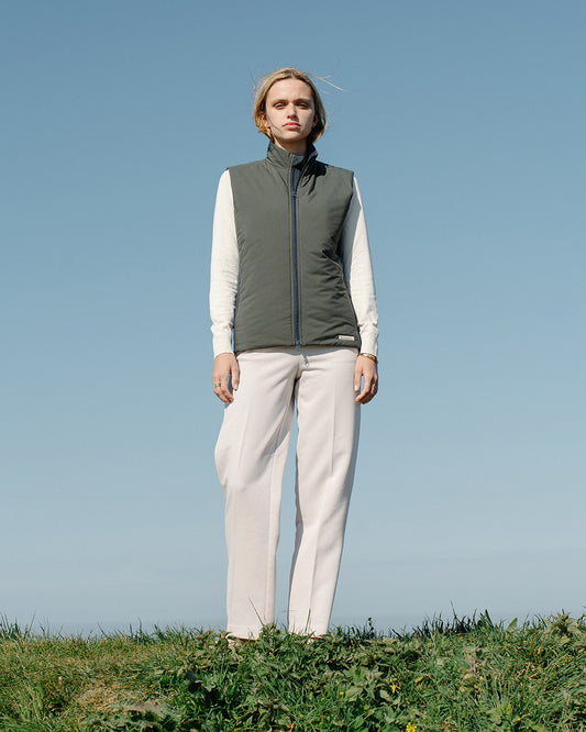 INSULATED DOWN (GOLF) VEST BOTTLE GREEN