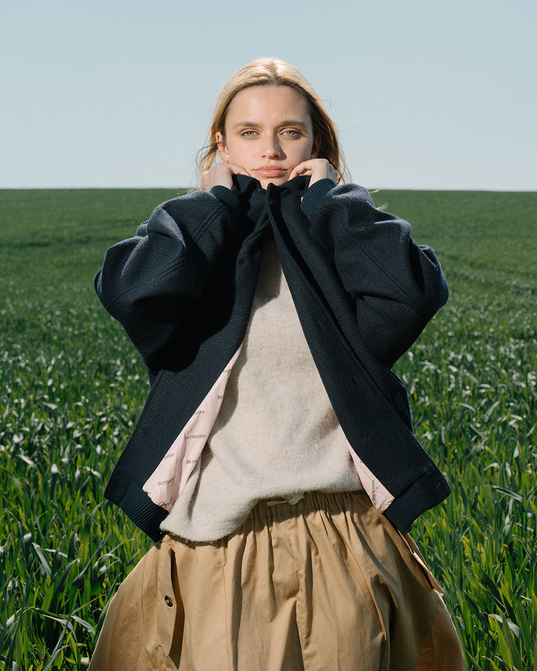 Arthur - Wool Bomber Jacket - Navy (Woman)