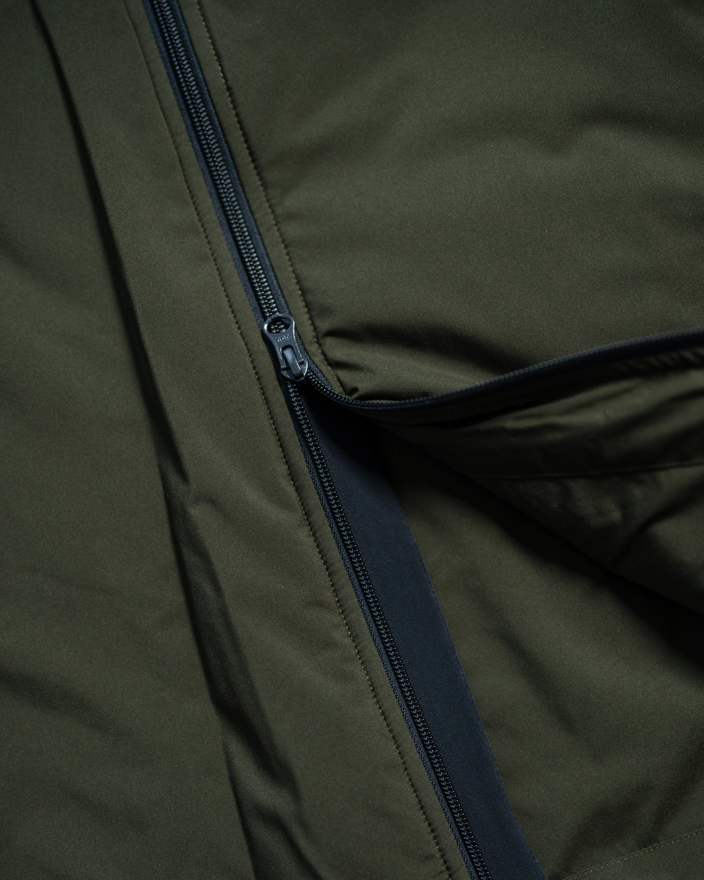 DOWN (GOLF) VEST BOTTLE GREEN