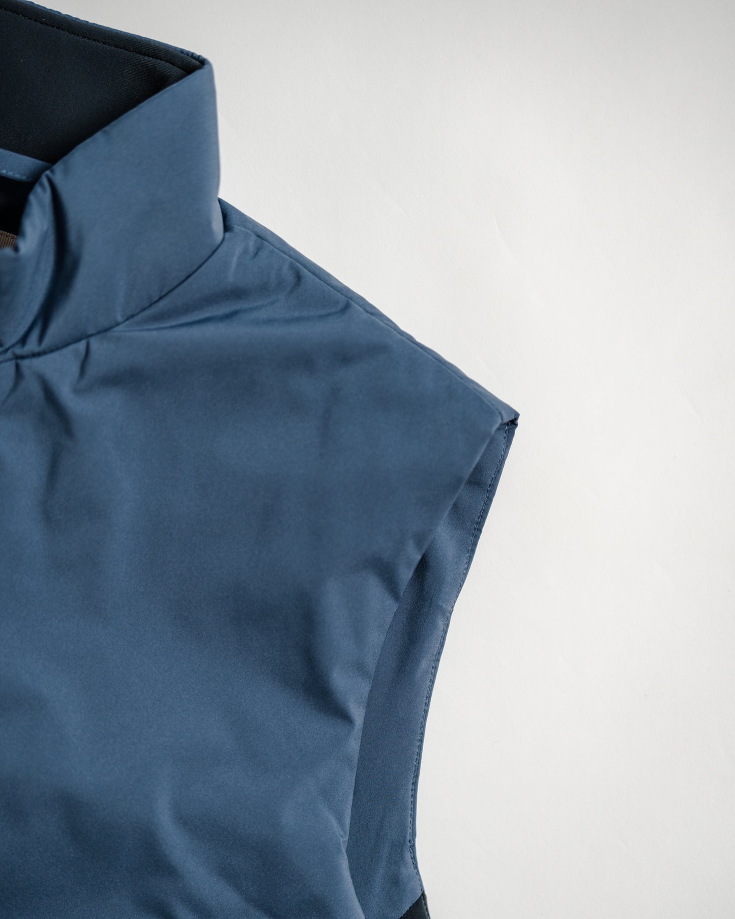 DOWN (GOLF) VEST BLUE